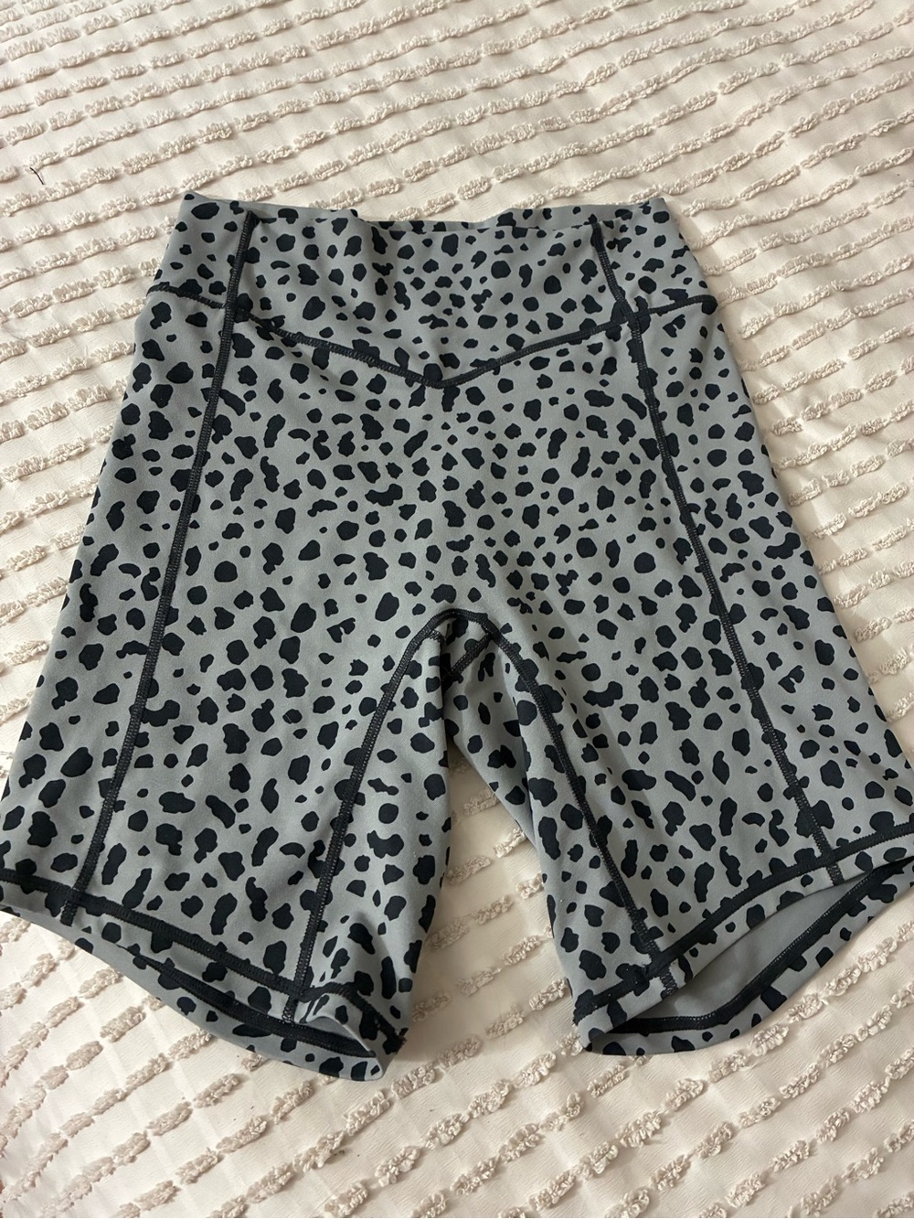 Balance Athletica Vitality Ascend biker shorts in a grey leopard print. - Picture 2 of 5
